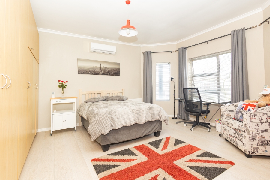 4 Bedroom Property for Sale in Sonstraal Heights Western Cape